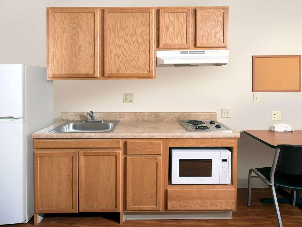 Extended Stay America Select Suites - Wichita - South Ruang foto